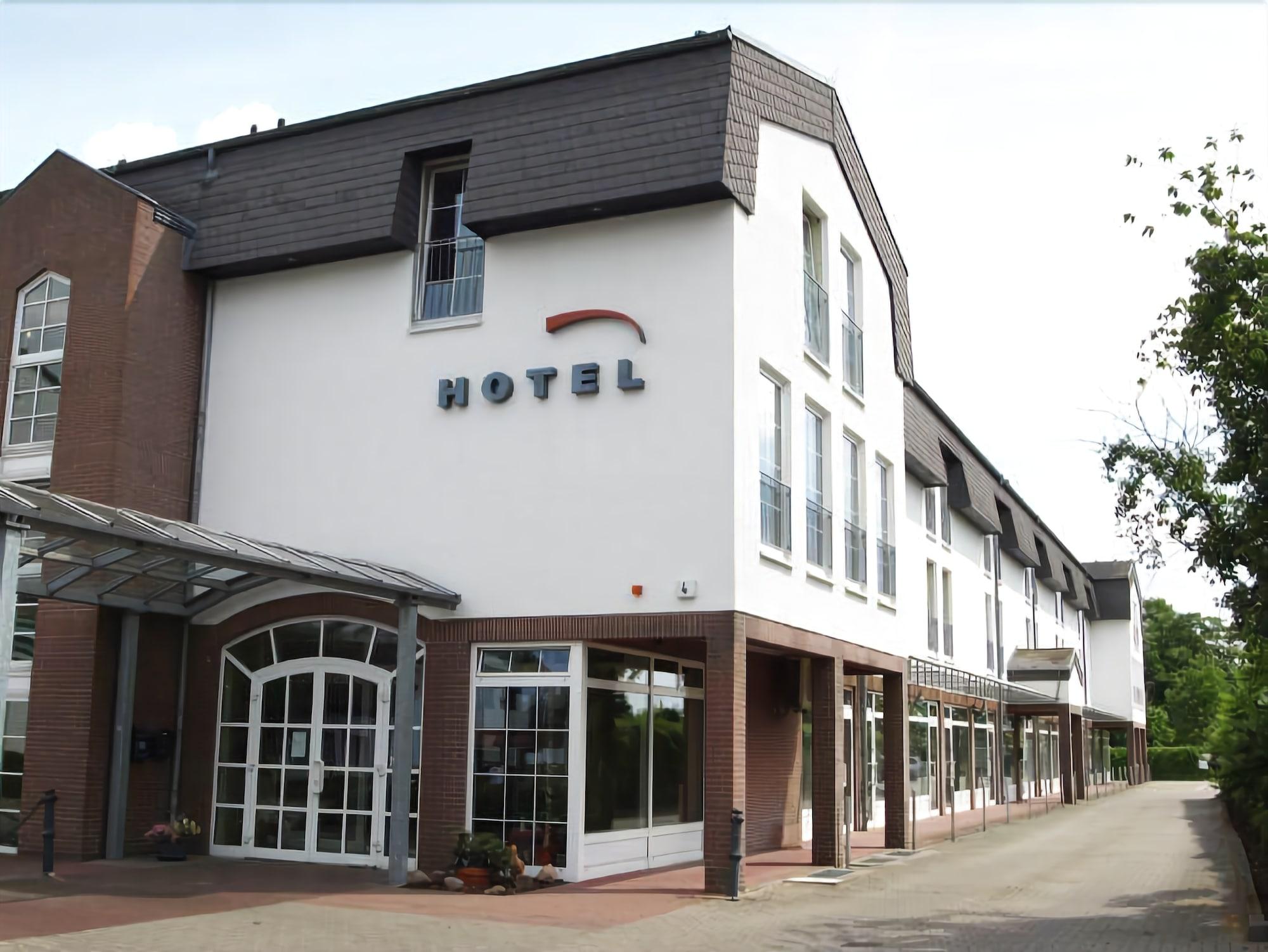 Hotel Lindenberger Hof Ahrensfelde Εξωτερικό φωτογραφία