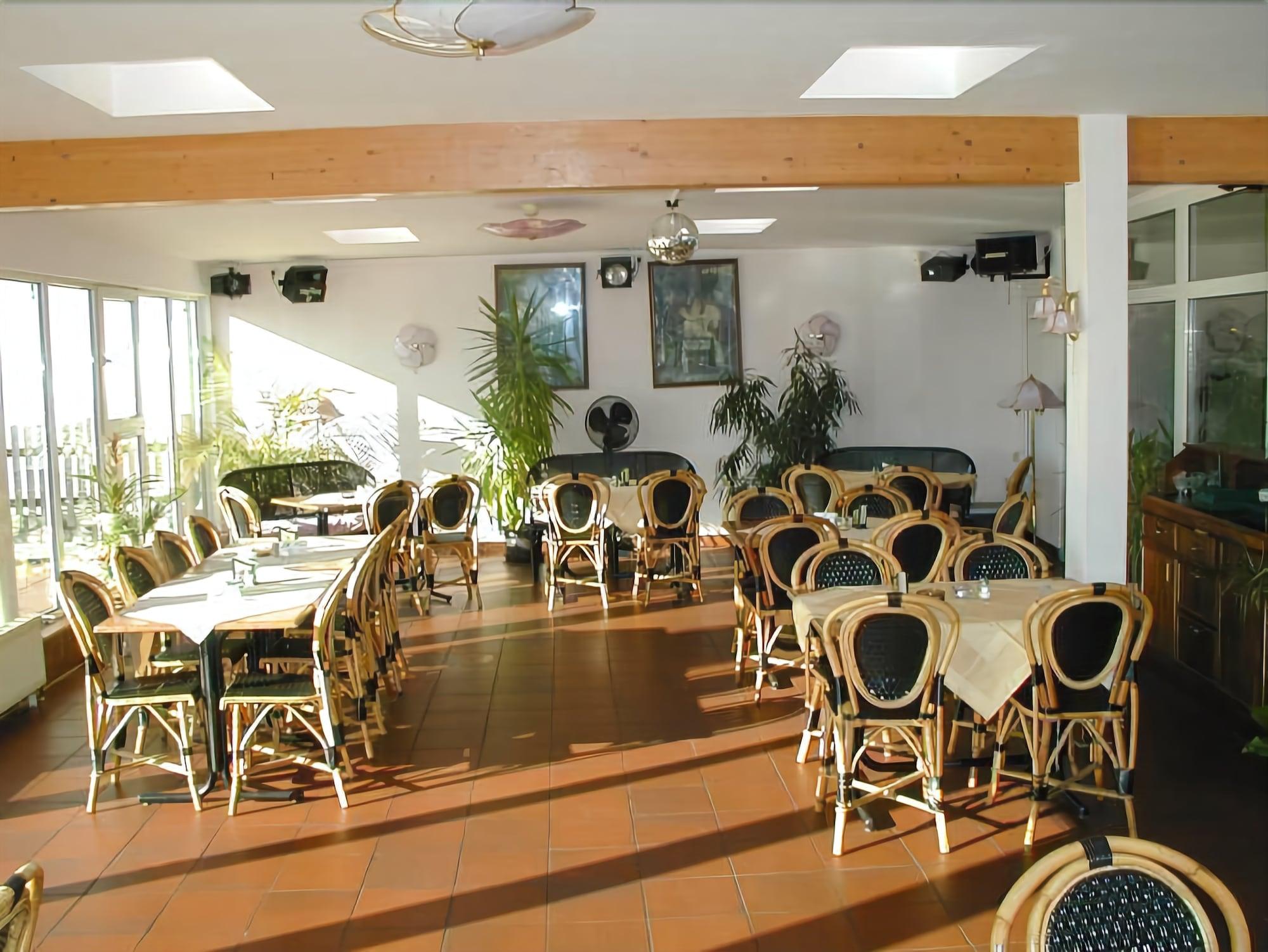 Hotel Lindenberger Hof Ahrensfelde Εξωτερικό φωτογραφία