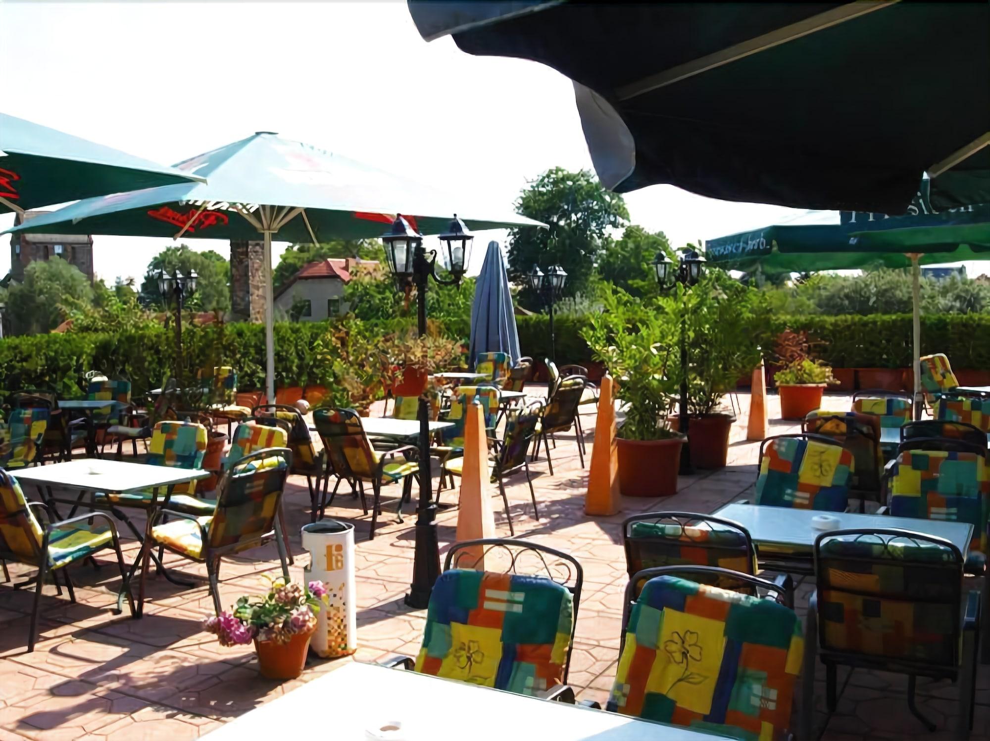 Hotel Lindenberger Hof Ahrensfelde Εξωτερικό φωτογραφία