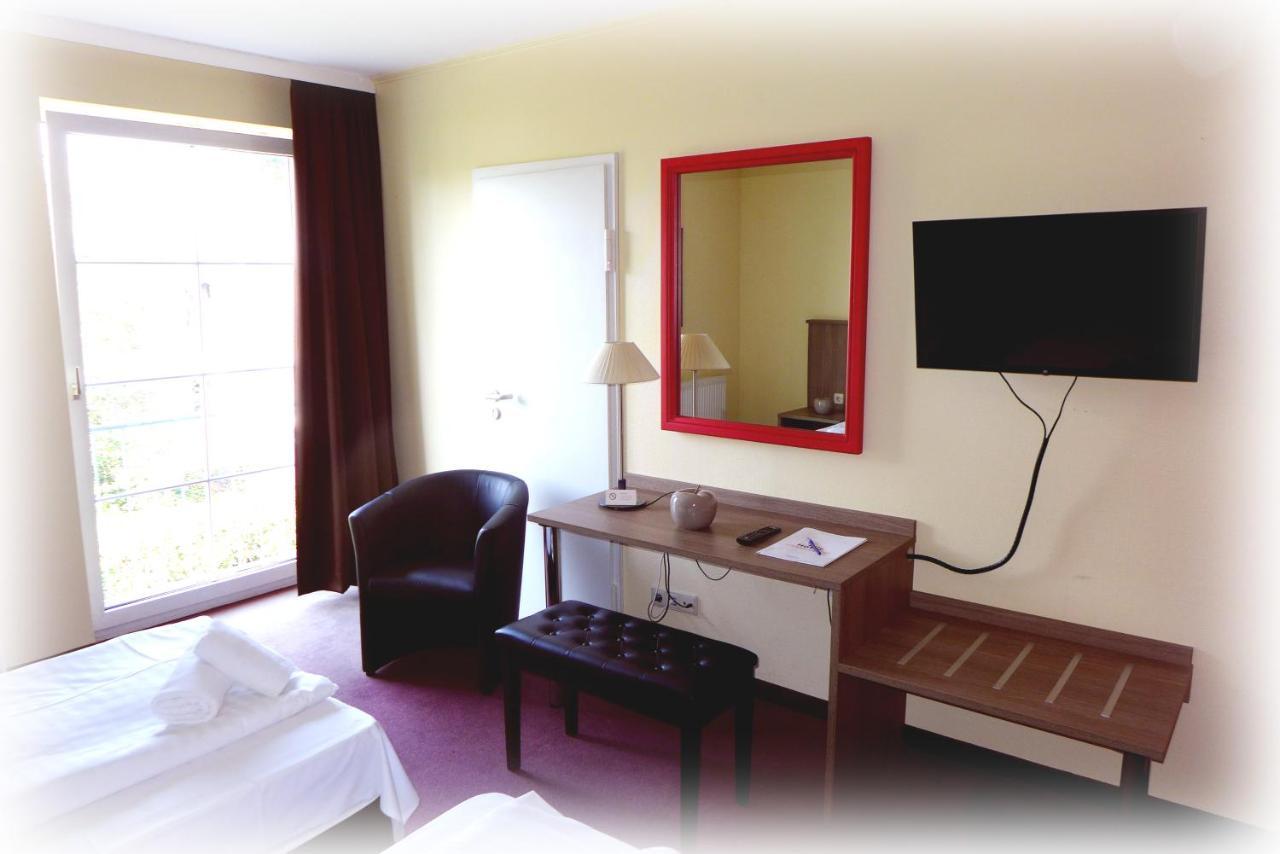 Hotel Lindenberger Hof Ahrensfelde Εξωτερικό φωτογραφία
