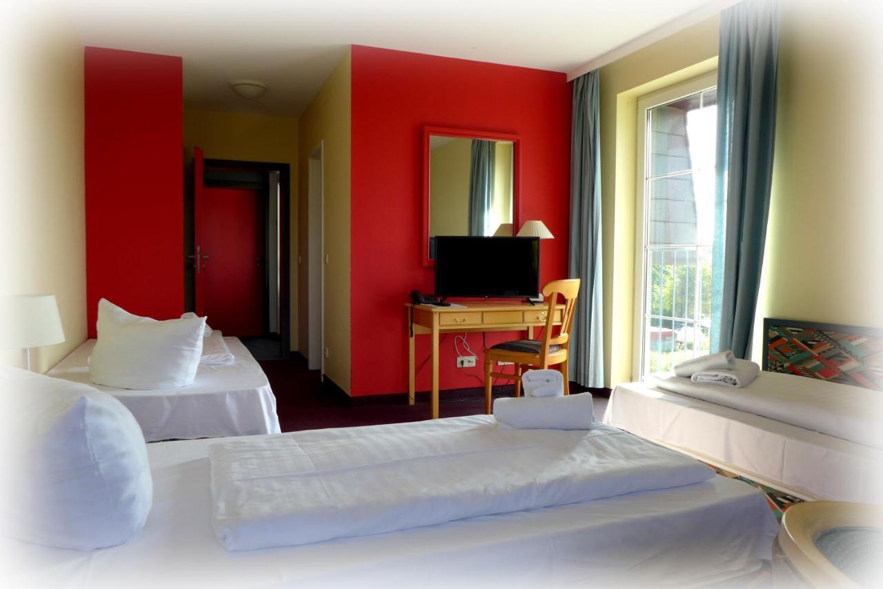 Hotel Lindenberger Hof Ahrensfelde Εξωτερικό φωτογραφία